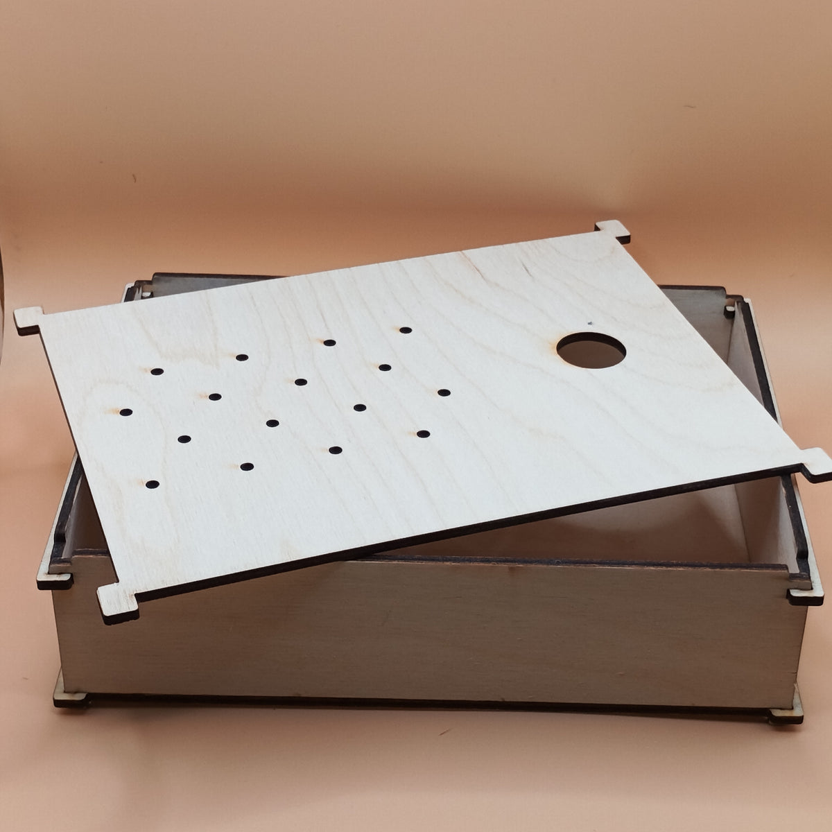 Utilisation de la Task Box Picots dans un cadre pédagogique, fait main France.